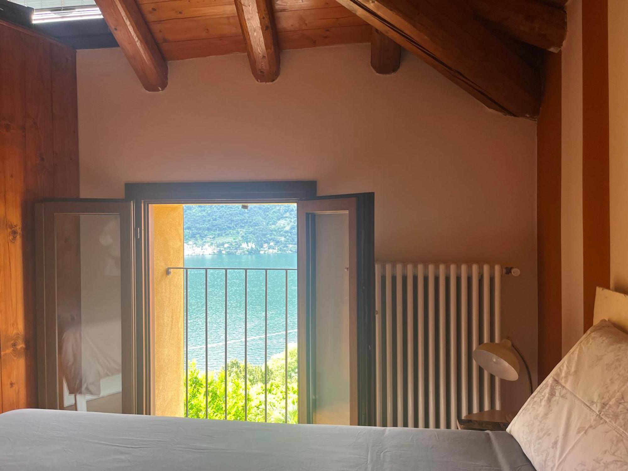 Casa Vacanza Castagna Nesso Luaran gambar