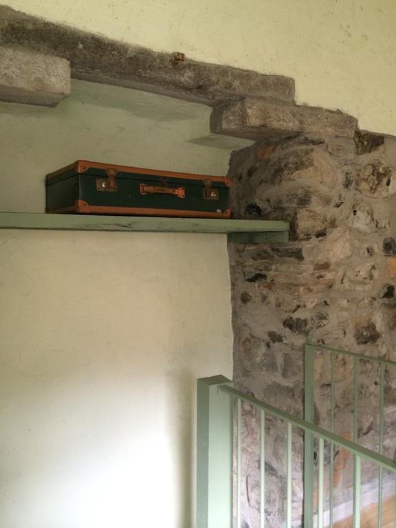 Casa Vacanza Castagna Nesso Bilik gambar